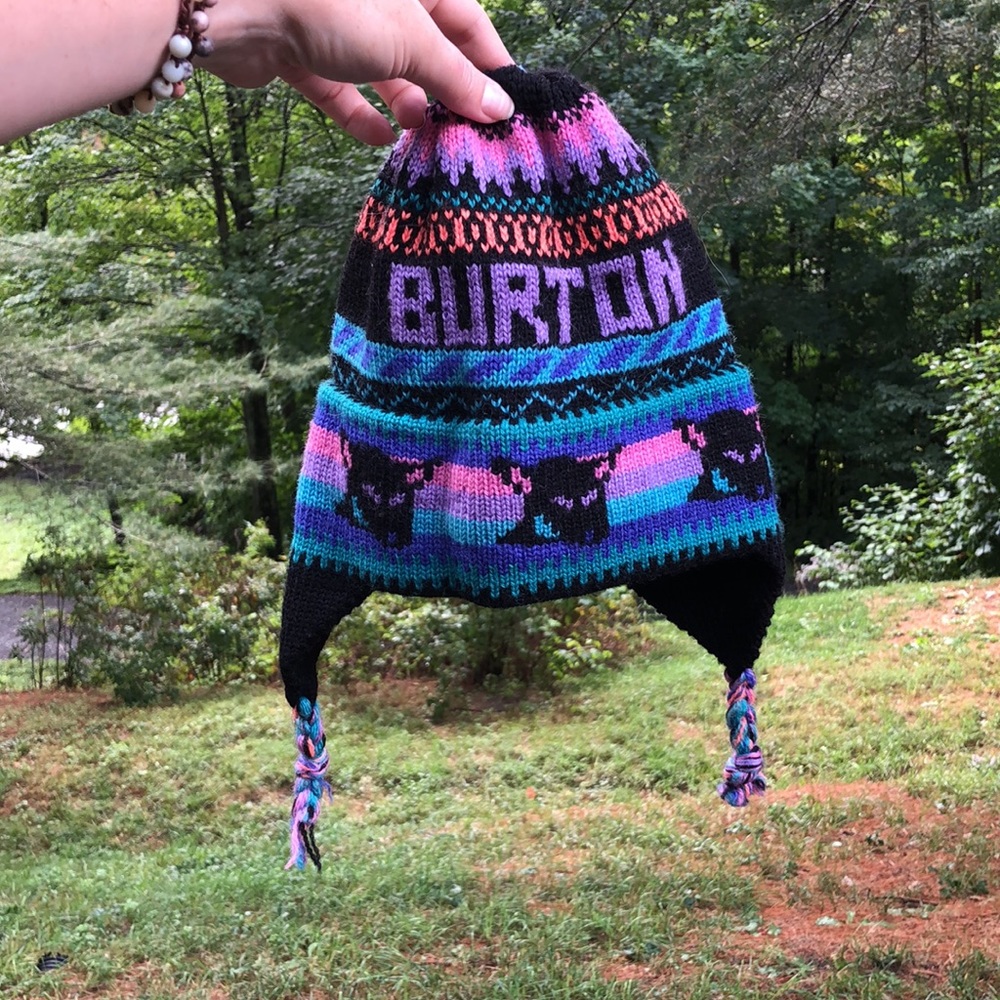 Retro vintage Burton beanie